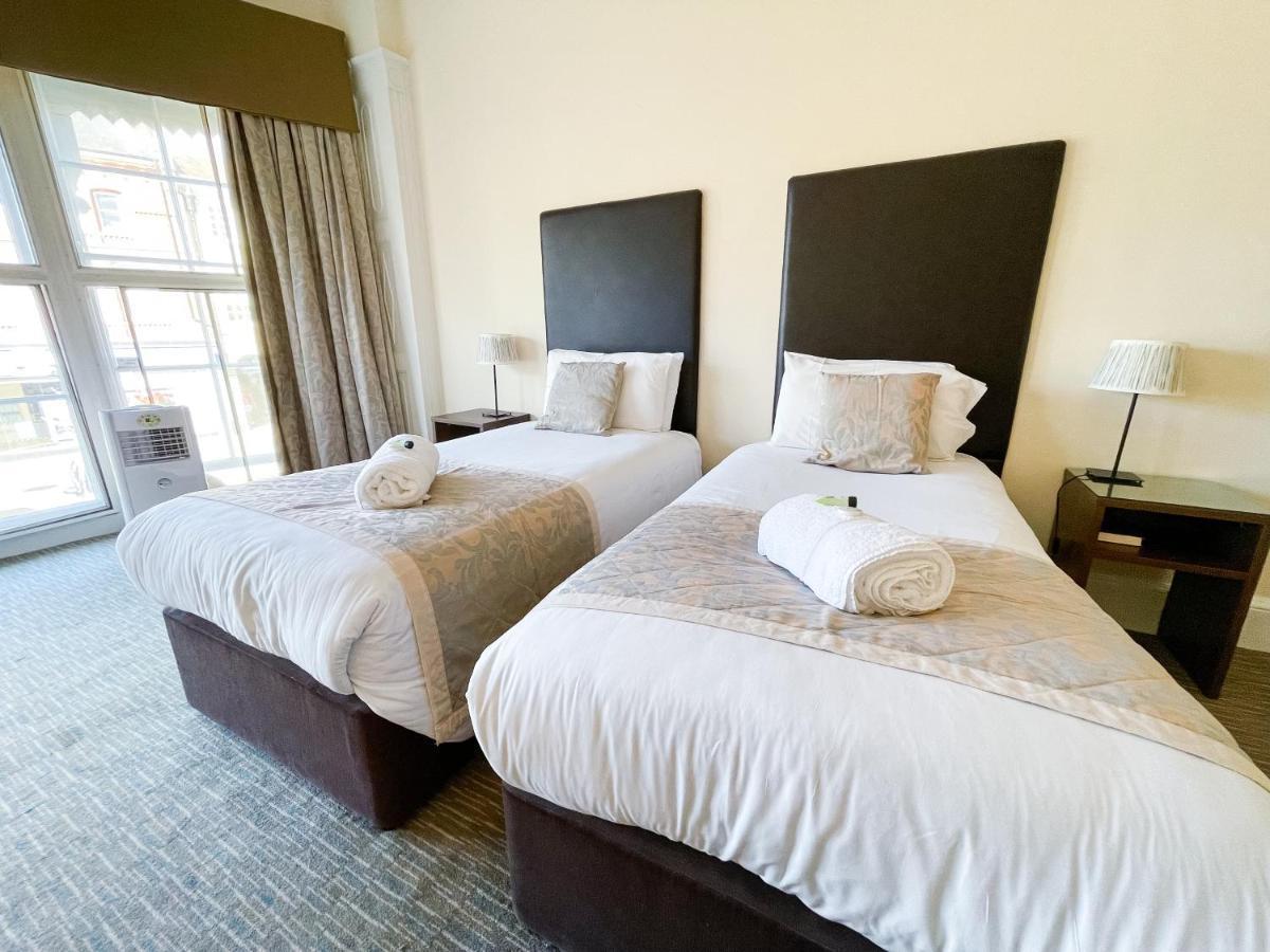 The Star And Garter Hotel Andover Ngoại thất bức ảnh