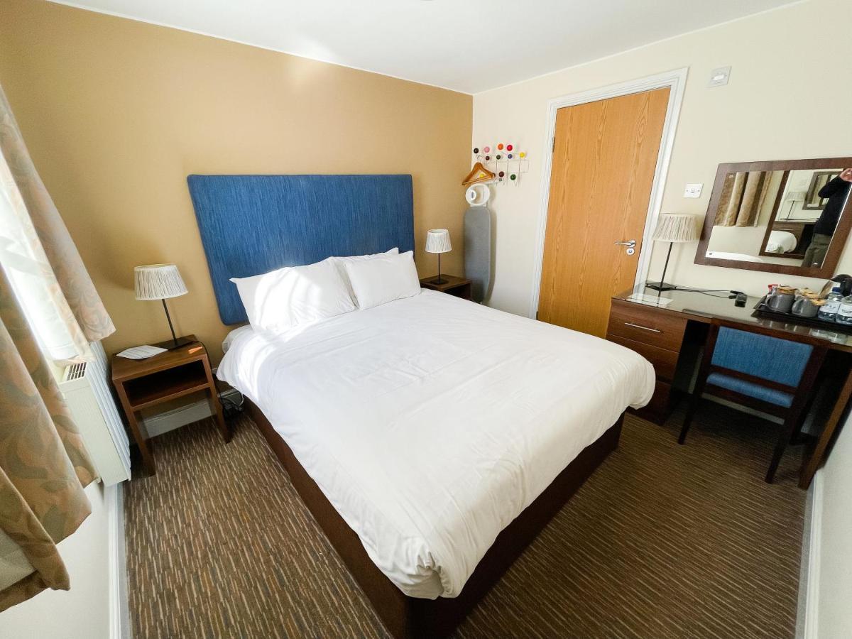 The Star And Garter Hotel Andover Ngoại thất bức ảnh